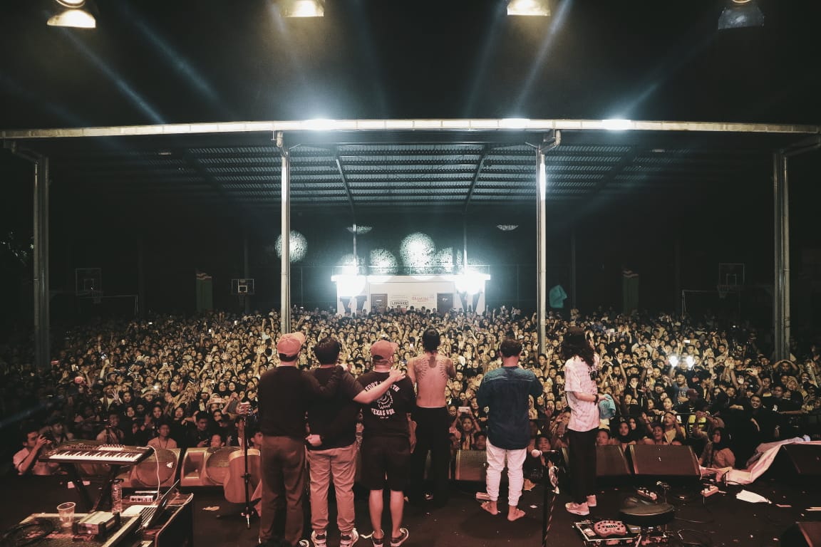 festival dwi warna salah satu yang terbaik di kota hujan