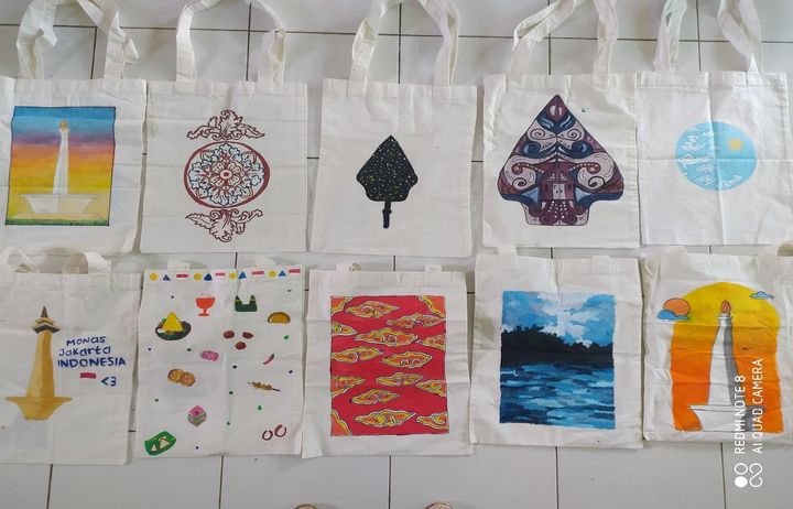 Belajar Bahasa Jerman di SMA Dwiwarna (Boarding School) 2 Stoff taschen projekt