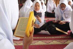 keutamaan membaca al quran setiap hari untuk pelajar