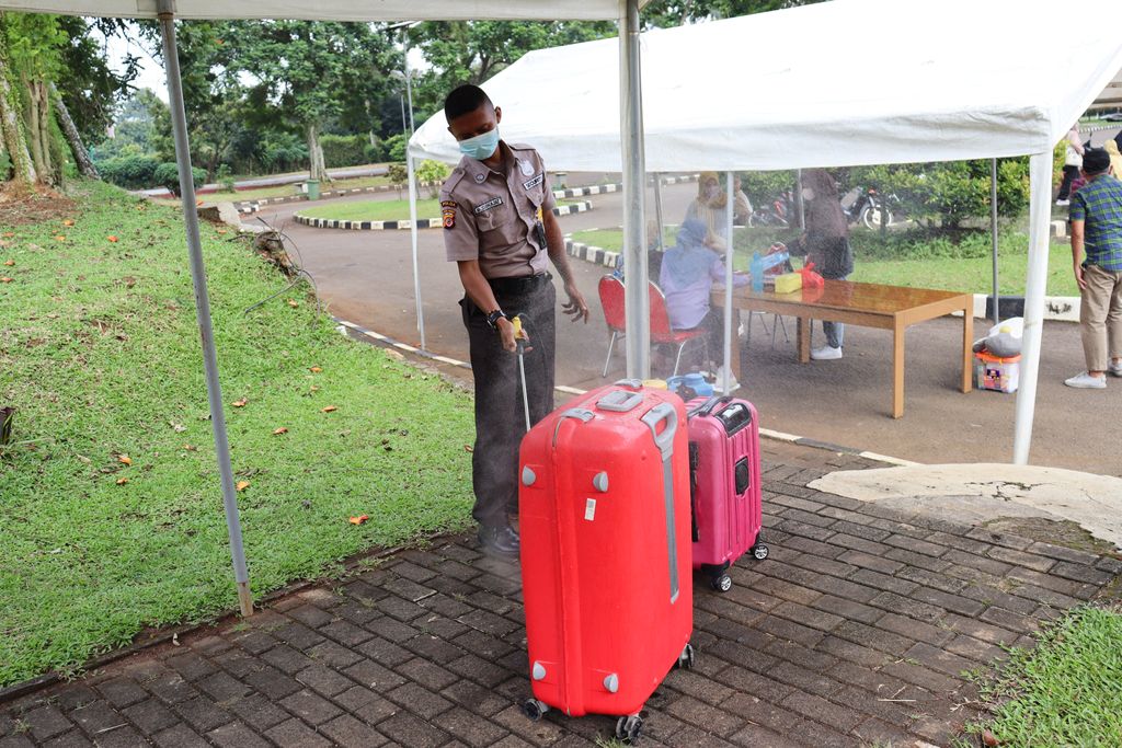 Keamanan Sekolah Asrama: Orang Tua Tak Perlu Khawatir 1 keamanan sekolah asrama SMA Dwiwarna
