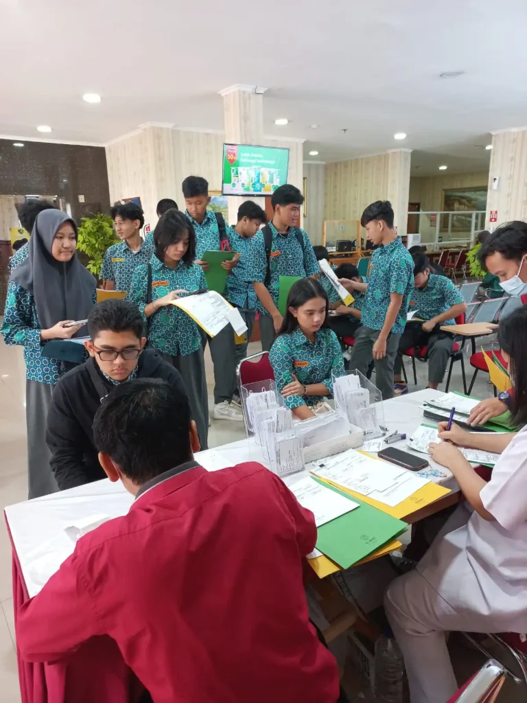 Layanan CATAR: Tes Kesehatan Lengkap Bagi Peserta Didik CATAR 1 CATAR Cek Kesehatan 04