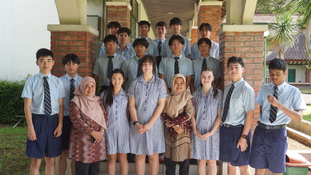 Keuntungan Mengikuti Program Immersion ke Luar Negeri Bagi Siswa SMA 1 Keuntungan mengikuti program immersion SMA