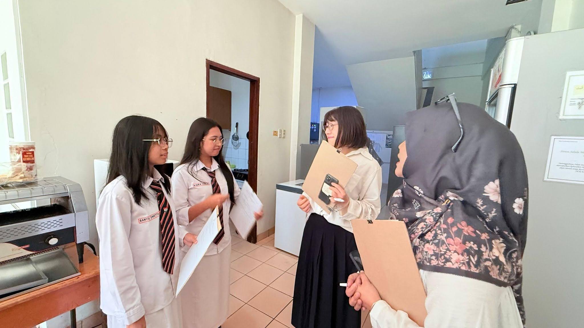 Manfaat Korean Club di SMA dan Cara Bergabungnya 1 Berbagai manfaat mengikuti Korean Club SMA Dwiwarna