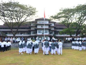 SMA Dwiwarna sebagai sekolah garuda